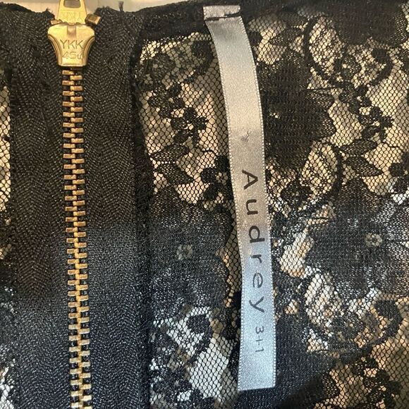 Audrey 3+1 lace back dress, red & black, excellent condition, size large - Picture 3 of 4